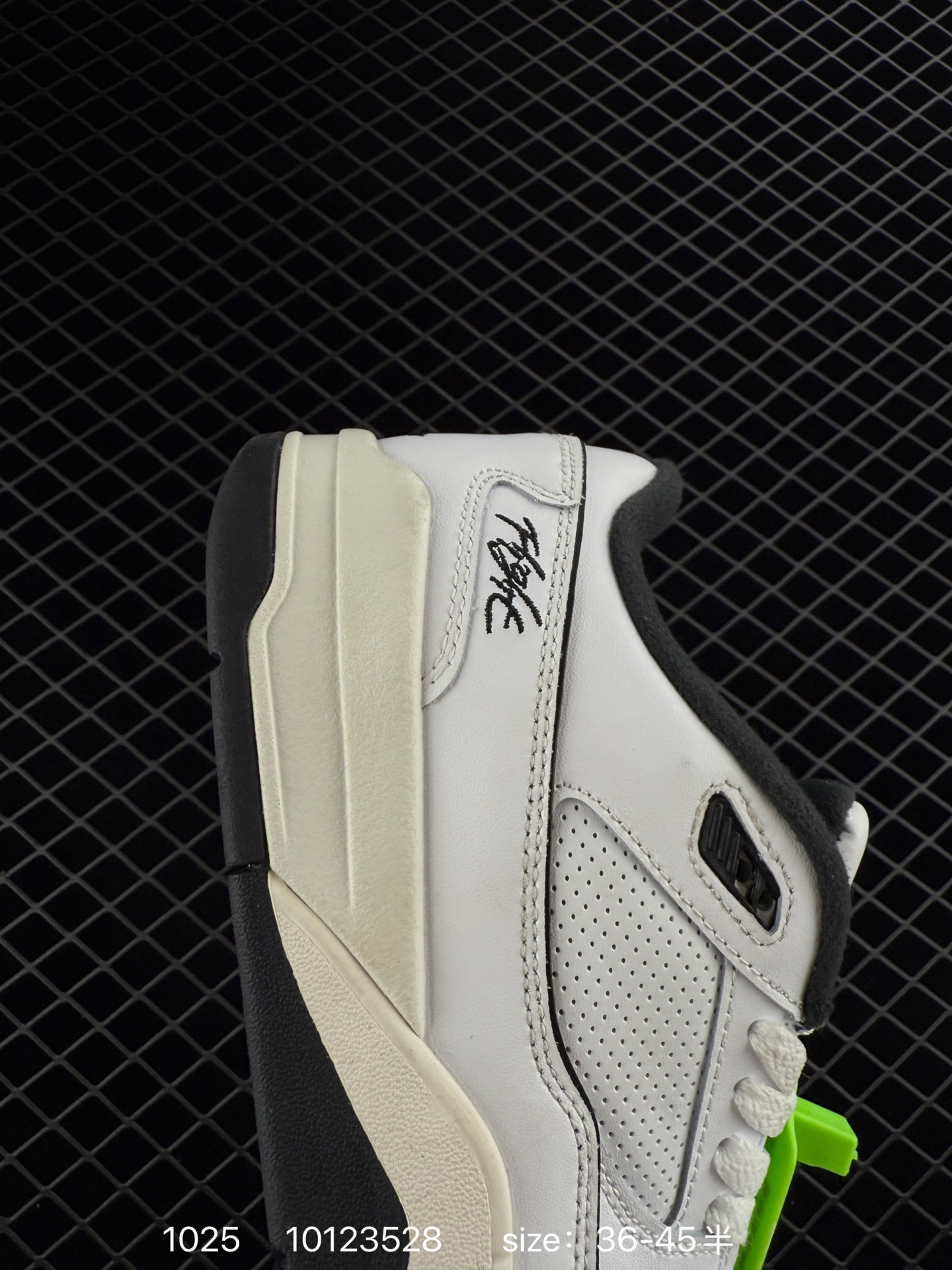 Nike Air Jordan 4 Retro OG